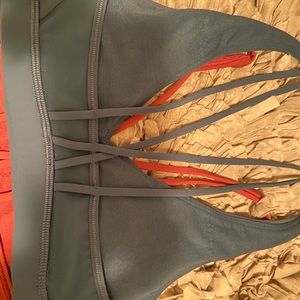 Lulu lemon Sports bras